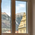 Neue Post I Self Check-in 4* Innsbruck