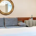 Neue Post I Self Check-in Hotel
