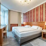 Neue Post I Self Check-in Hotel