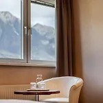 Neue Post I Self Check-in Hotel Innsbruck