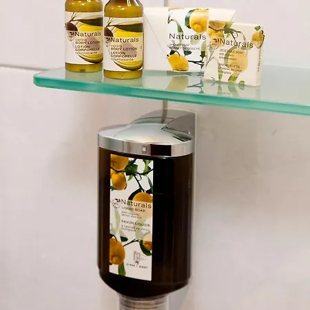 Neue Post I Self Check-in 4*