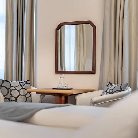 Neue Post I Self Check-in Ξενοδοχείο 4*