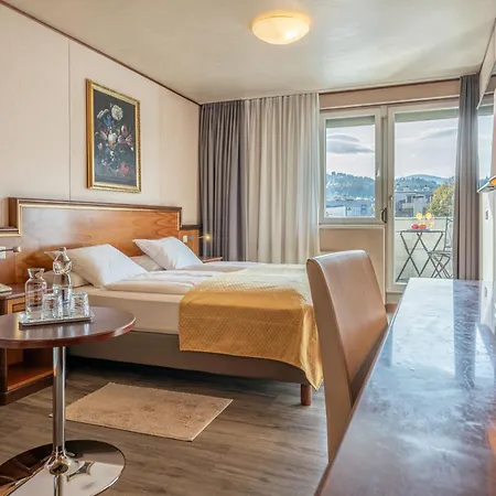 Neue Post I Self Check-in Hotel