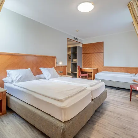 Neue Post I Self Check-in