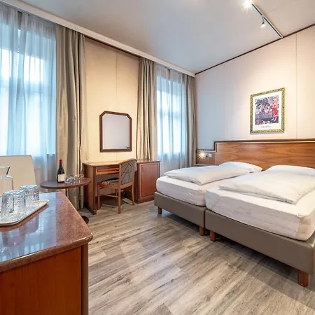 Neue Post I Self Check-in Hotel