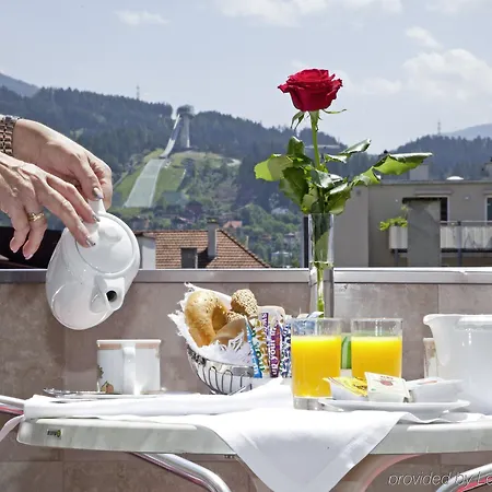 Neue Post I Self Check-in