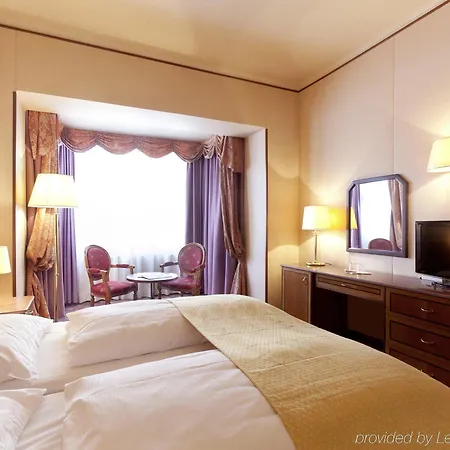 Neue Post I Self Check-in