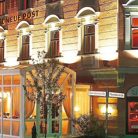 Neue Post I Self Check-in 4*