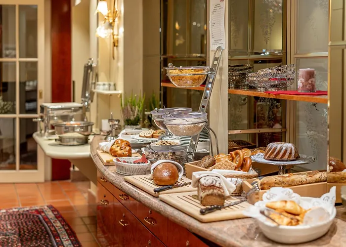 Neue Post I Self Check-in מלון אינסברוק