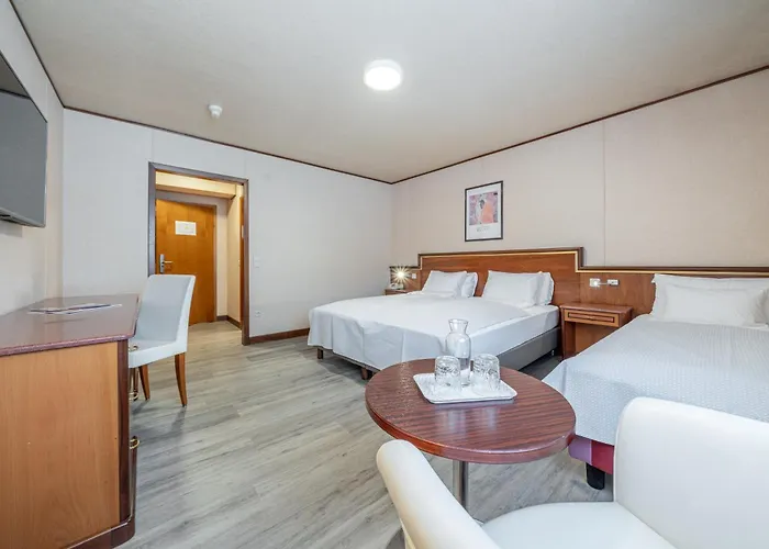 Hotel Neue Post I Self Check-in