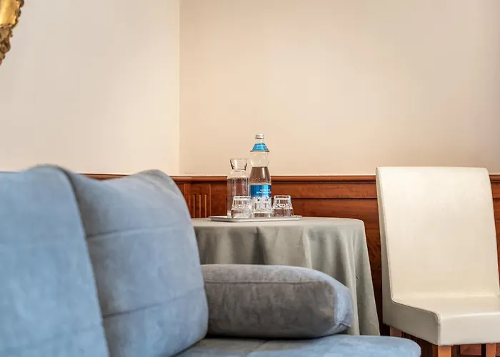 Neue Post I Self Check-in Innsbruck