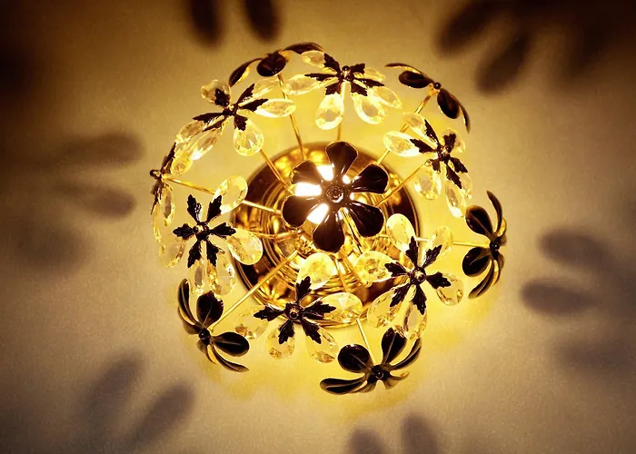 Neue Post I Self Check-in 4*