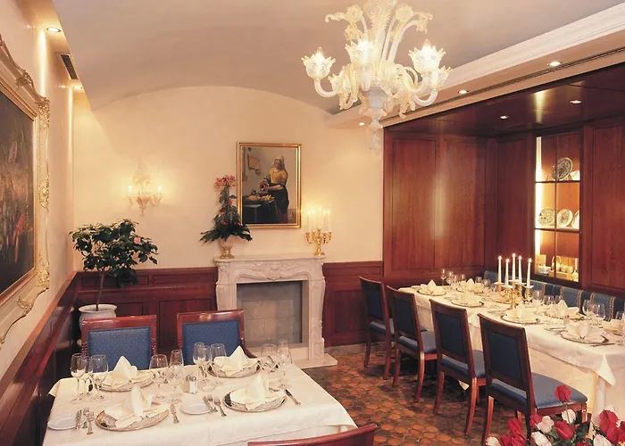 Hotel Neue Post I Self Check-in Innsbruck