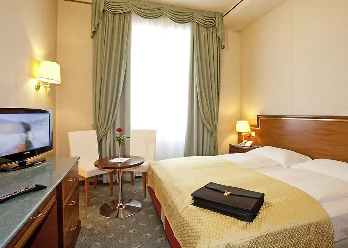 Neue Post I Self Check-in Hotel 4*