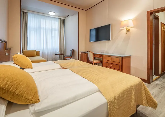 酒店 Neue Post I Self Check-in