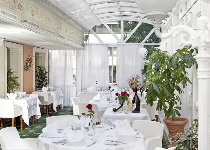 Neue Post I Self Check-in 酒店