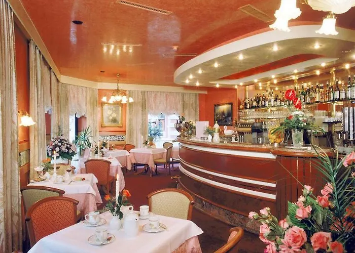 Hotel Neue Post I Self Check-in Innsbruck