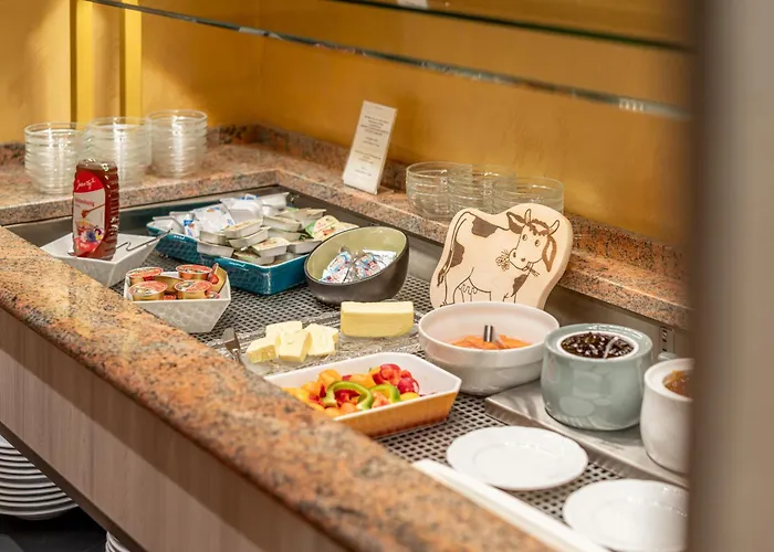 Neue Post I Self Check-in 4*